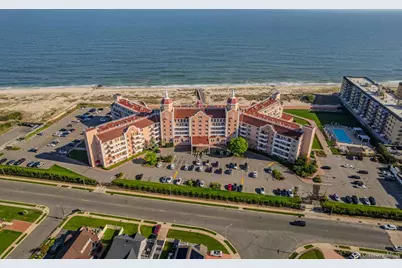2 Richmond Road #3R, Long Beach, NY 11561 - Photo 4