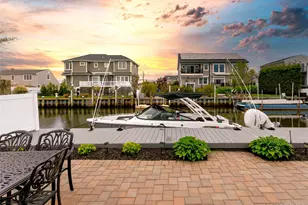 19 Pershing Ave, Babylon, NY 11702 - Photo 32