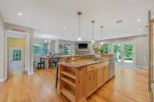 10 Radcliff Blvd, Glen Head, NY 11545 - Photo 14
