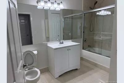 100 New Roc City Place #417, New Rochelle, NY 10801 - Photo 16
