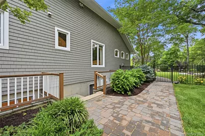 58 South Path, Calverton, NY 11933 - Photo 42