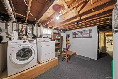 202 Waverly Avenue, Medford, NY 11763 - Photo 32