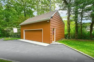 21 Craig Dr, South Huntington, NY 11746 - Photo 34