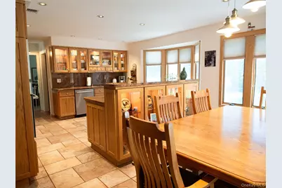 8 Donnatella Lane, Nesconset, NY 11767 - Photo 6