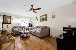 42 Autumn Ave, Brooklyn, NY 11208 - Photo 2