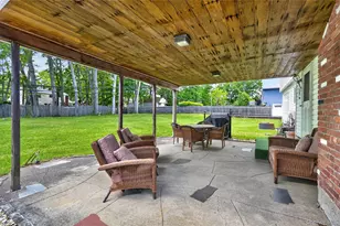57 Pine Hill Ln, Dix Hills, NY 11746 - Photo 28