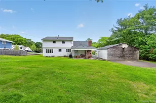 57 Pine Hill Ln, Dix Hills, NY 11746 - Photo 30