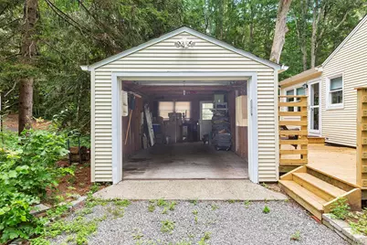 115 W Cove Road, Cutchogue, NY 11935 - Photo 14