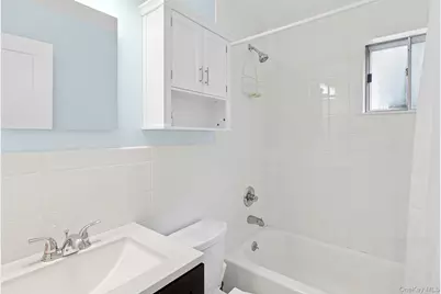 115 W Cove Road, Cutchogue, NY 11935 - Photo 10