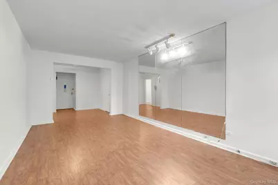 83-11 139 Street #4 G, Briarwood, NY 11435 - Photo 6