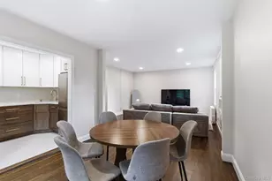 16 Edwards St, Roslyn Heights, NY 11577 - Photo 4