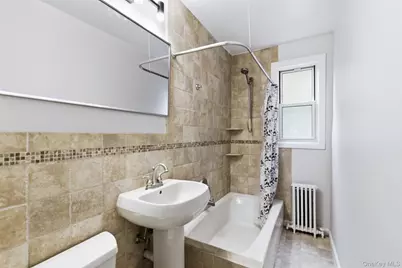 16 Edwards Street #3F, Roslyn Heights, NY 11577 - Photo 12