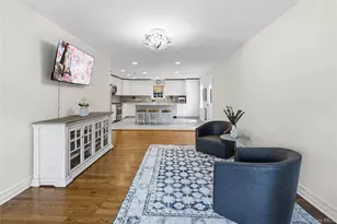 47 Syosset Cir, Syosset, NY 11791 - Photo 14