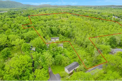 4-8 Donlo Drive, Fishkill, NY 12524 - Photo 2