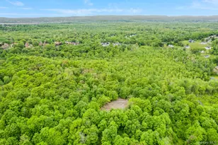 48 Donlo Dr, Fishkill, NY 12524 - Photo 8