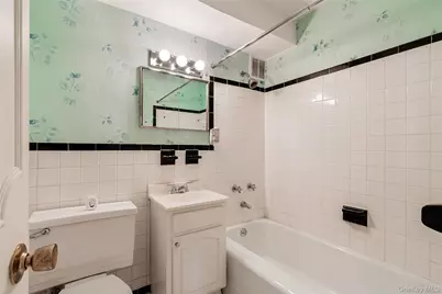 3935 Blackstone Avenue #10C, Bronx, NY 10471 - Photo 8