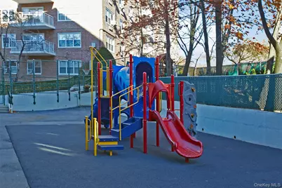 3935 Blackstone Avenue #10C, Bronx, NY 10471 - Photo 12