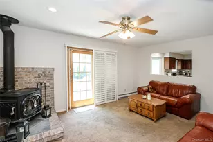 4 Quincy Ln, Smithtown, NY 11787 - Photo 16