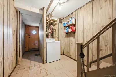 4425 Richardson Avenue, Bronx, NY 10470 - Photo 24