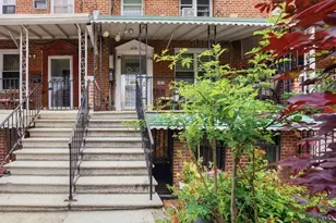 4425 Richardson Ave, Bronx, NY 10470 - Photo 1