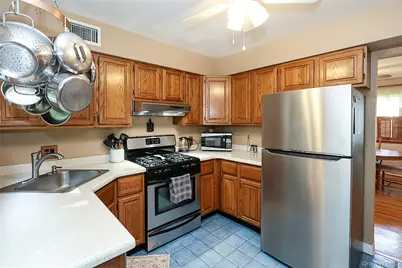 1372 Pine Drive, Bay Shore, NY 11706 - Photo 14