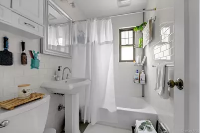67-65 136th Street #B, Flushing, NY 11367 - Photo 10