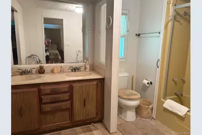 525/123 Riverleigh Ave, Riverhead, NY 11901 - Photo 10