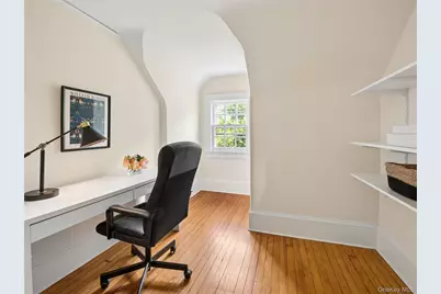 221 Highbrook Avenue, Pelham, NY 10803 - Photo 22