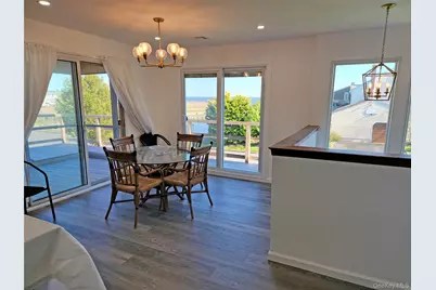 23 Dalny Place, Sayville, NY 11782 - Photo 8