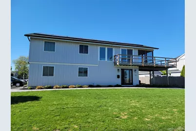 23 Dalny Place, Sayville, NY 11782 - Photo 4