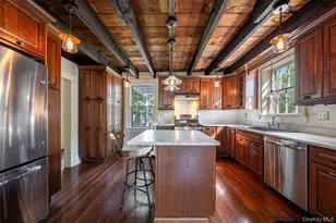 21 Leonard St, Beacon, NY 12508 - Photo 8