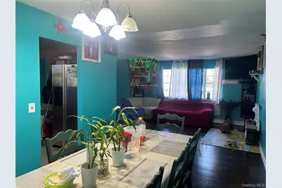 9 Oakley Street, Massapequa, NY 11758 - Photo 6