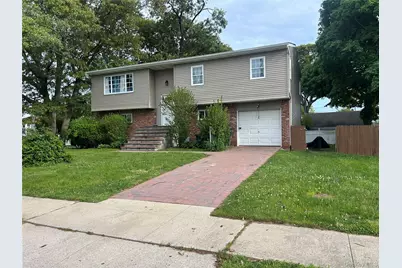 9 Oakley Street, Massapequa, NY 11758 - Photo 2