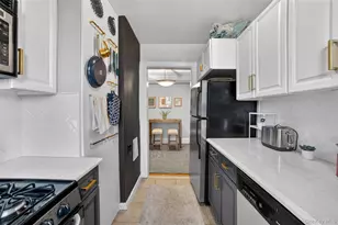 42 Pondfield Rd W, Bronxville, NY 10708 - Photo 20