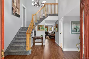12 Wildwood Dr, Dix Hills, NY 11746 - Photo 4