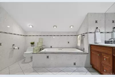 12 Wildwood Drive, Dix Hills, NY 11746 - Photo 18
