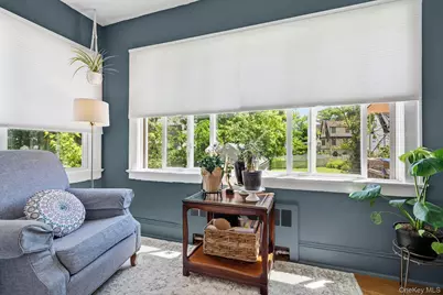 35 Prescott Avenue, White Plains, NY 10605 - Photo 10