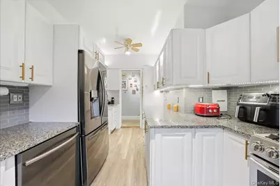 1468 Midland Avenue #1A, Bronxville, NY 10708 - Photo 20