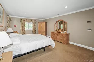 39 Tamara Ct, Melville, NY 11747 - Photo 28