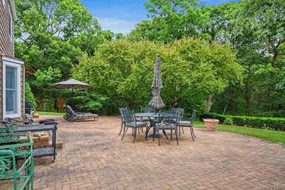39 Tamara Court, Melville, NY 11747 - Photo 46