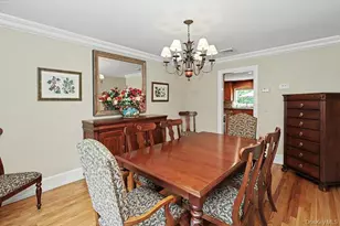 39 Tamara Ct, Melville, NY 11747 - Photo 10