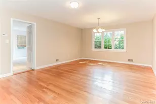 6 Oakstwain Rd, Scarsdale, NY 10583 - Photo 6