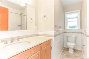 6 Oakstwain Rd, Scarsdale, NY 10583 - Photo 12