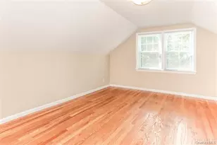 6 Oakstwain Rd, Scarsdale, NY 10583 - Photo 20