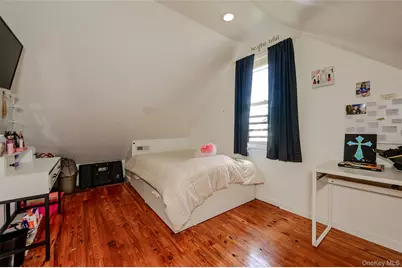 58 N Montgomery Street, Valley Stream, NY 11580 - Photo 10