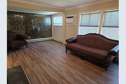 68 Summer Lane #Whole House., Hicksville, NY 11801 - Photo 6