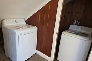 68 Summer Ln, Hicksville, NY 11801 - Photo 12