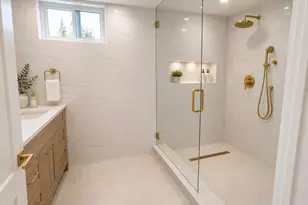 230 Grist Mill Ln, Great Neck, NY 11023 - Photo 12