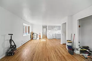 23005 144th Ave, Springfield Gardens, NY 11413 - Photo 32