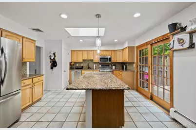 16 Brookside Drive, Pomona, NY 10970 - Photo 12